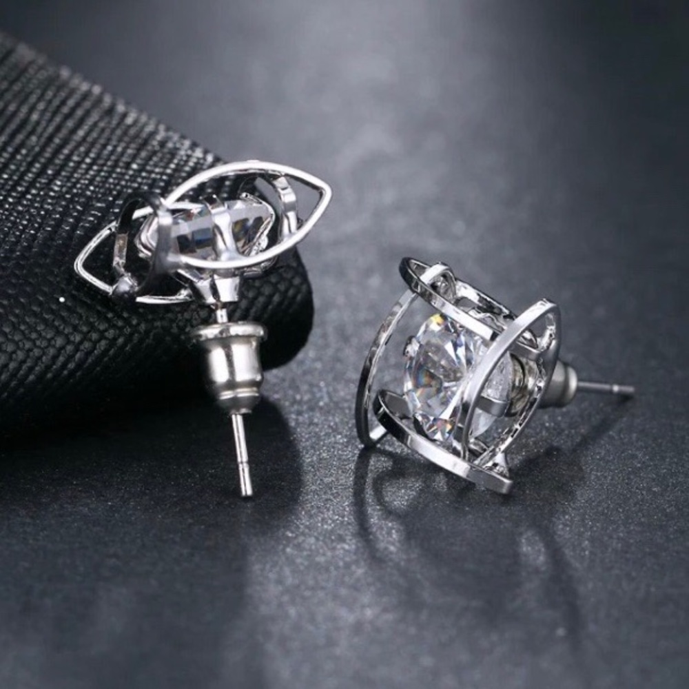 New Silver 3D Cage Diamond Stud Earrings - Picture 6 of 6